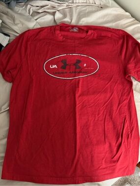 Under Armour Men's Red Short-Sleeve Logo Tee